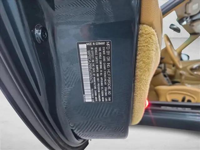 2004 Porsche 911 Carrera