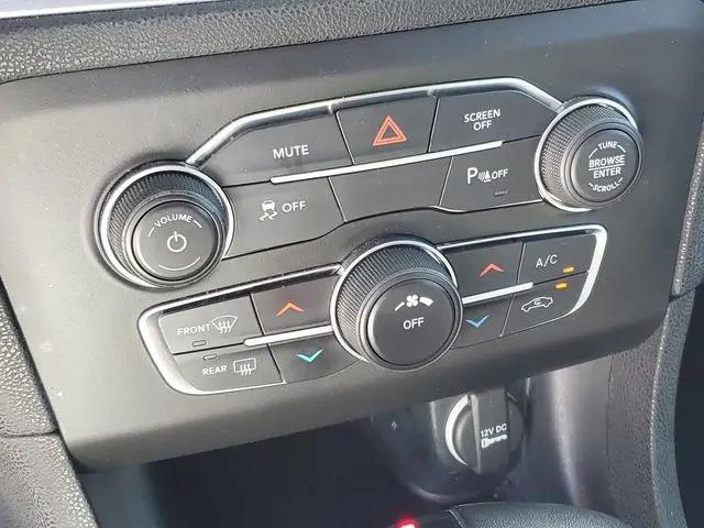 2021 Dodge Charger SXT RWD