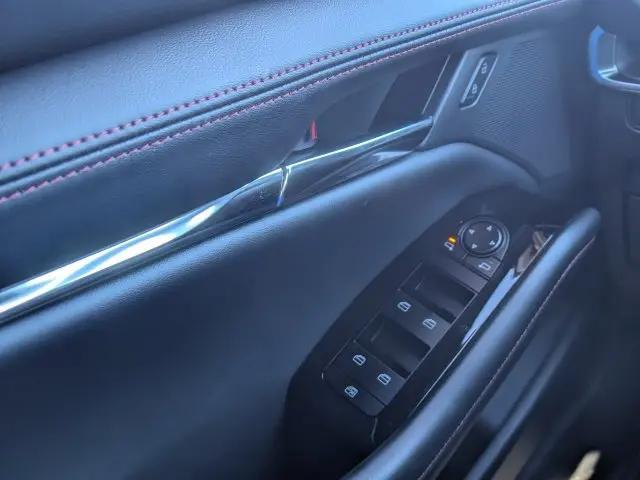 2026 Mazda Mazda3 2.5 S Carbon Edition