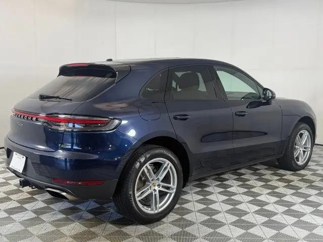 2020 Porsche Macan Macan