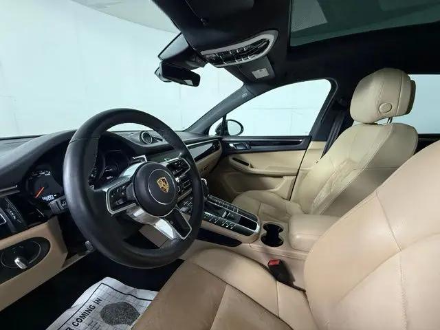 2020 Porsche Macan Macan