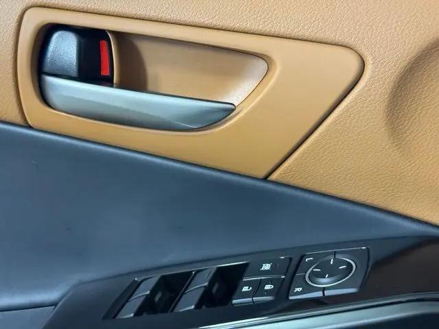 2025 Lexus IS 350 F SPORT Design