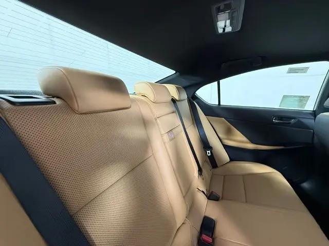 2026 Lexus IS 350 F SPORT Design
