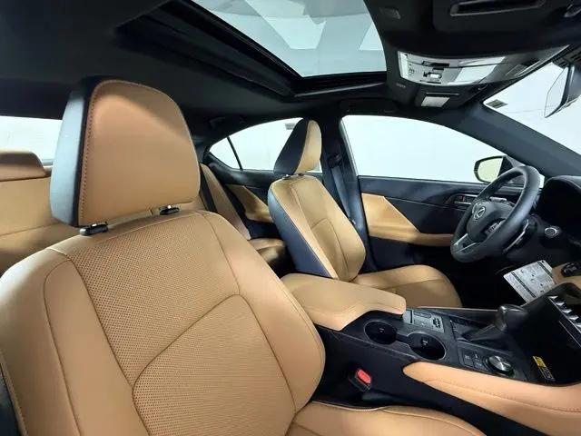 2026 Lexus IS 350 F SPORT Design