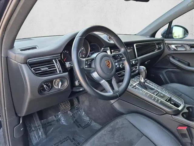 2021 Porsche Macan Macan