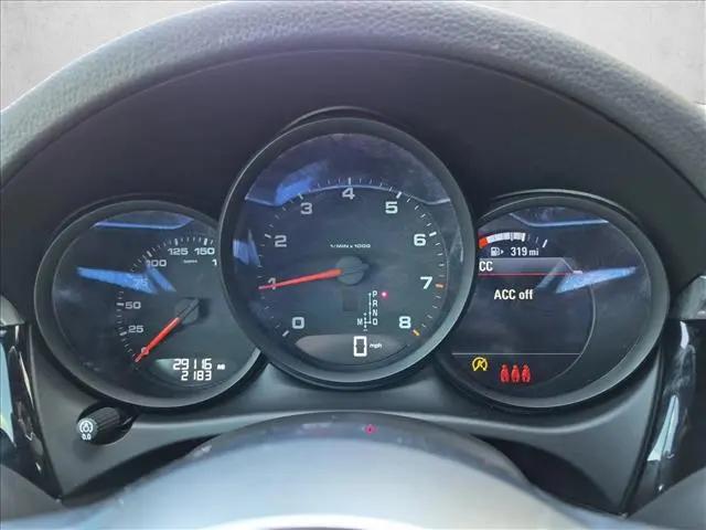2021 Porsche Macan Macan