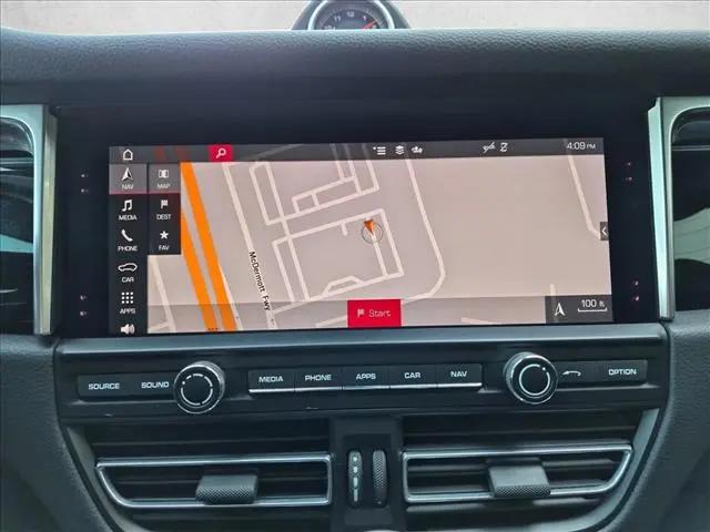 2021 Porsche Macan Macan