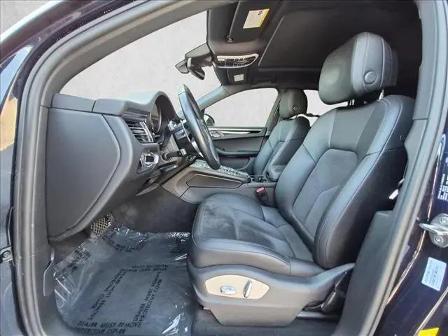 2021 Porsche Macan Macan