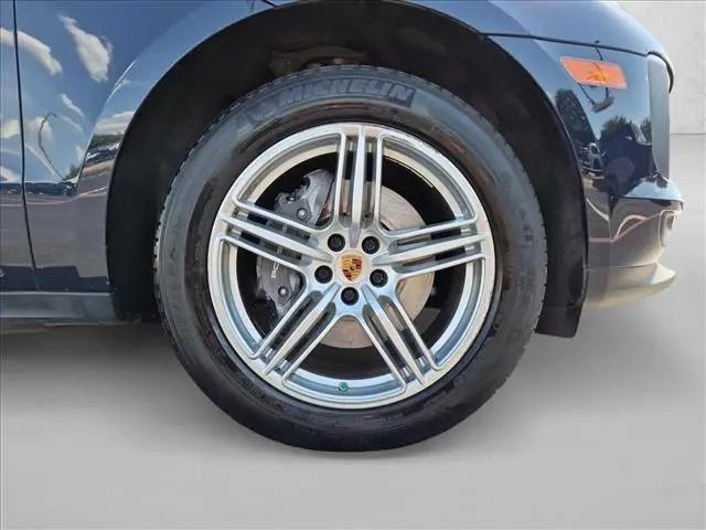 2021 Porsche Macan Macan