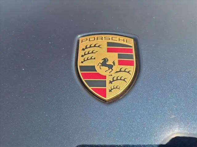 2021 Porsche Macan Macan