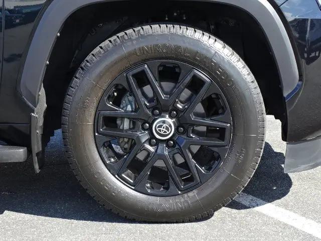 2024 Toyota Sequoia SR5