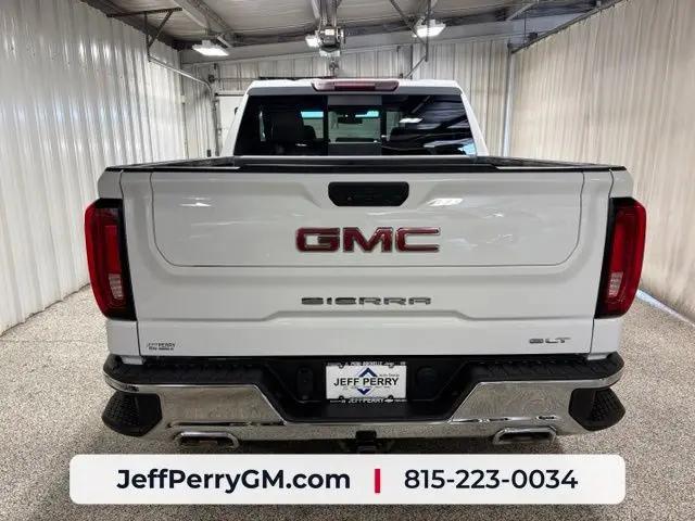 2021 GMC Sierra 1500 4WD Crew Cab Short Box SLT