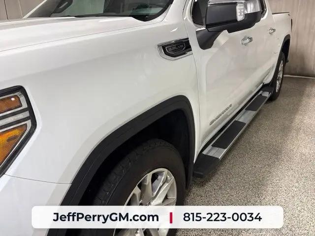 2021 GMC Sierra 1500 4WD Crew Cab Short Box SLT