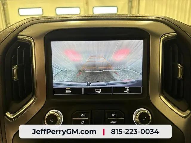 2021 GMC Sierra 1500 4WD Crew Cab Short Box SLT