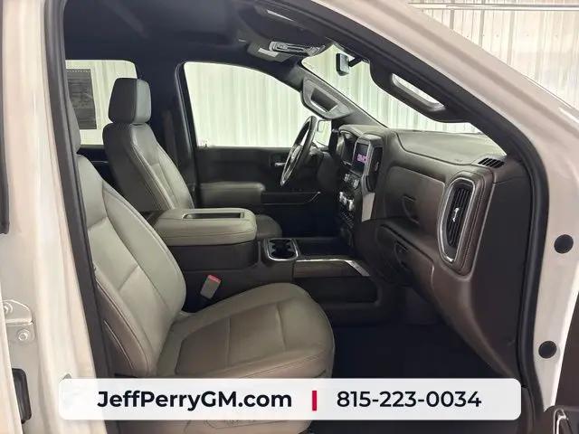 2021 GMC Sierra 1500 4WD Crew Cab Short Box SLT