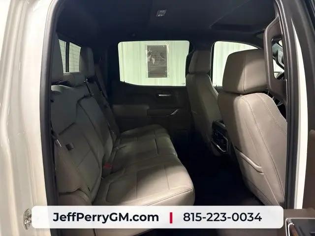 2021 GMC Sierra 1500 4WD Crew Cab Short Box SLT