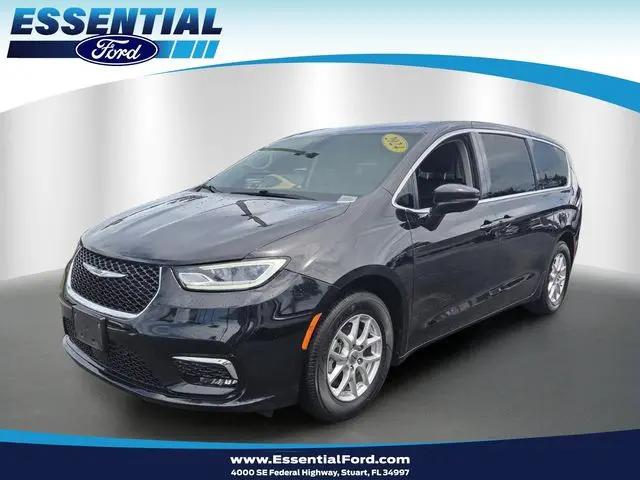 2024 Chrysler Pacifica Touring L for sale in Stuart, FL