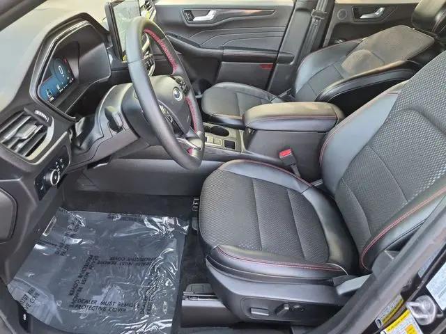 2024 Ford Escape ST-Line Select