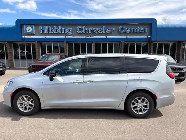 2026 Chrysler Pacifica Select for sale in Hibbing, MN