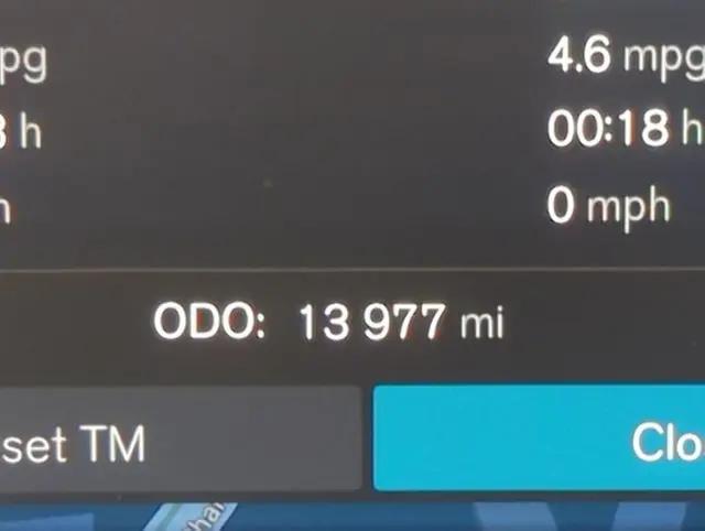 2024 Volvo S60 B5 Plus Dark Theme