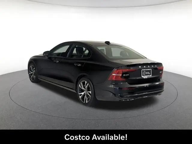 2024 Volvo S60 B5 Plus Dark Theme