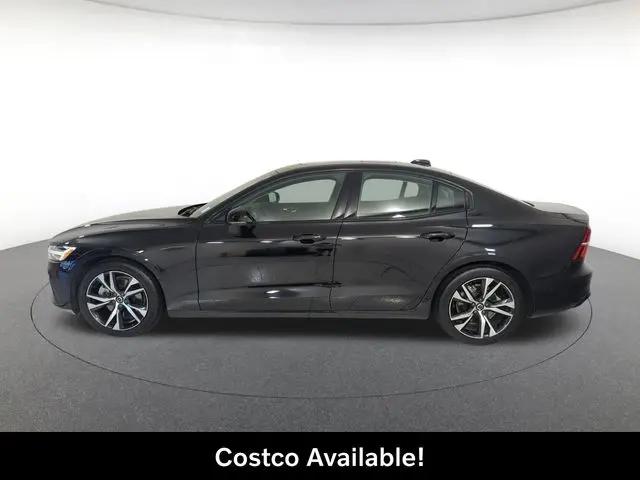 2024 Volvo S60 B5 Plus Dark Theme