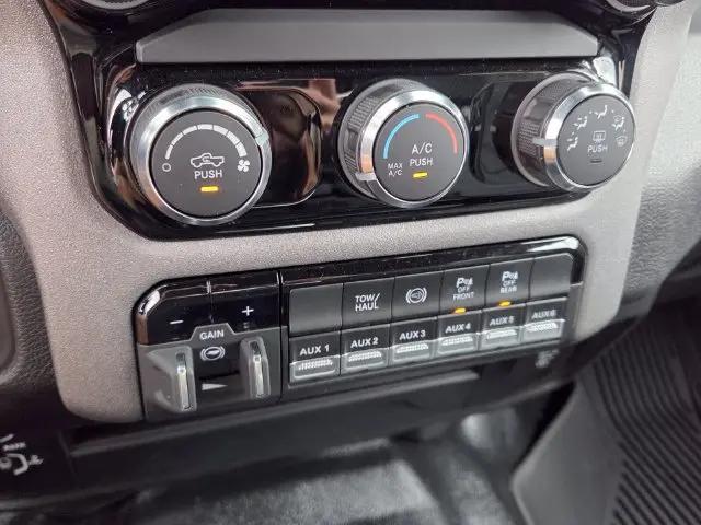 2027 Ram 2500 Tradesman