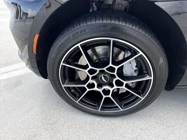2021 Aston Martin DBX Standard