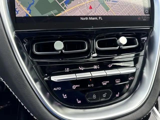 2021 Aston Martin DBX Standard