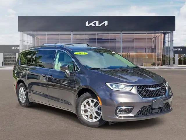 2021 Chrysler Pacifica Touring L for sale in Naples, FL