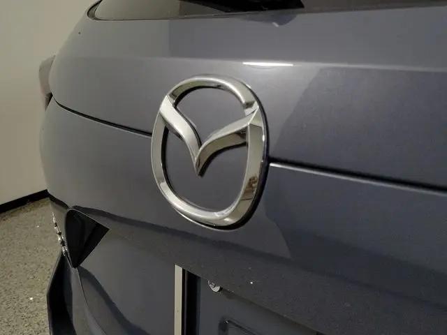 2021 Mazda CX-5 Carbon Edition
