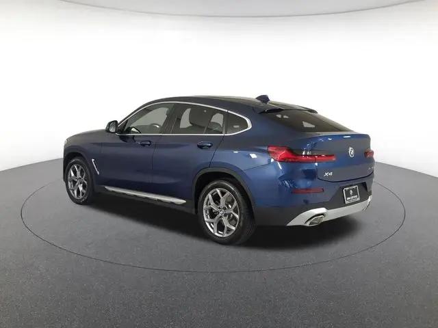 2025 BMW X4 xDrive30i