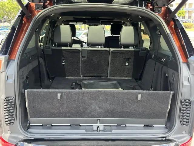 2020 Land Rover Discovery HSE