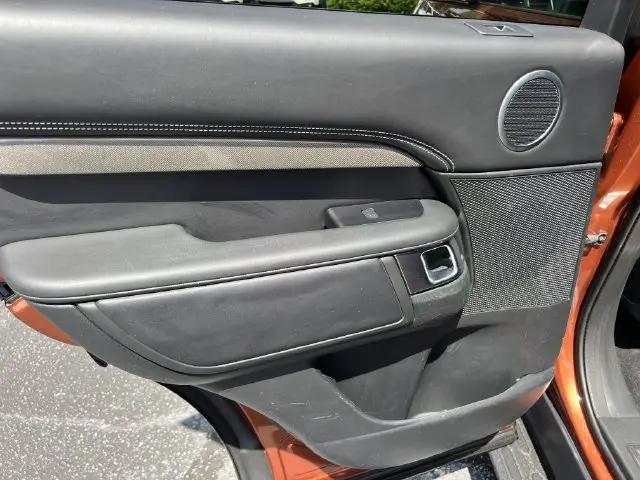 2020 Land Rover Discovery HSE