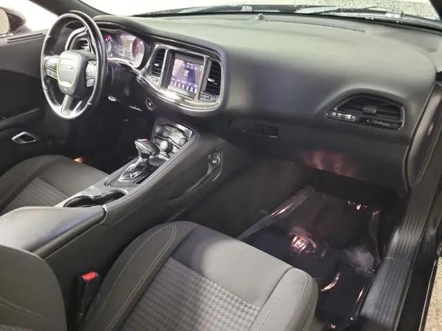 2020 Dodge Challenger SXT