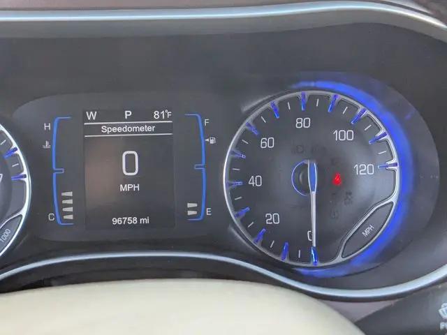2017 Chrysler Pacifica Touring-L