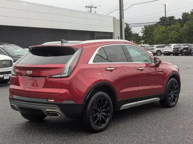 2021 Cadillac XT4 AWD Premium Luxury