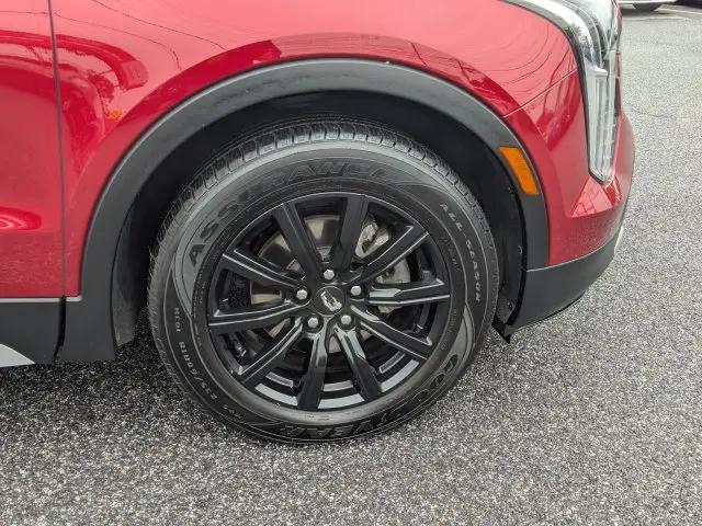 2021 Cadillac XT4 AWD Premium Luxury