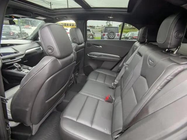 2021 Cadillac XT4 AWD Premium Luxury
