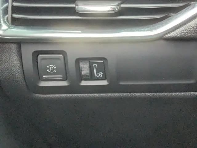 2021 Cadillac XT4 AWD Premium Luxury