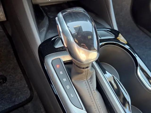 2026 Buick NV Sport Touring FWD