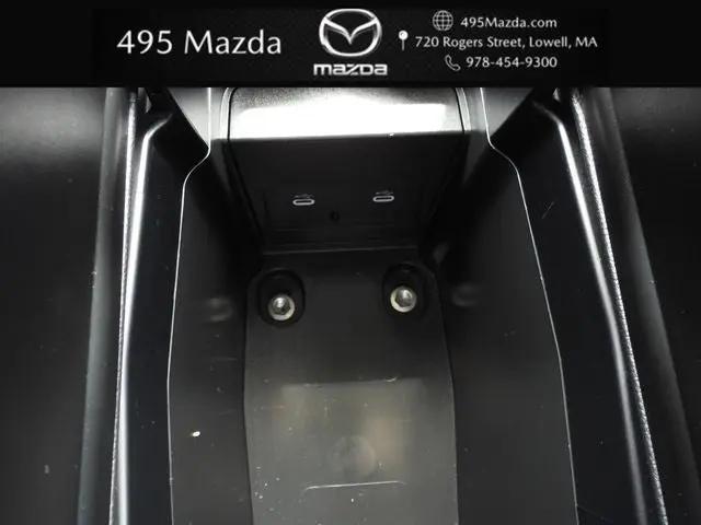 2025 Mazda CX-50 2.5 S Preferred Package