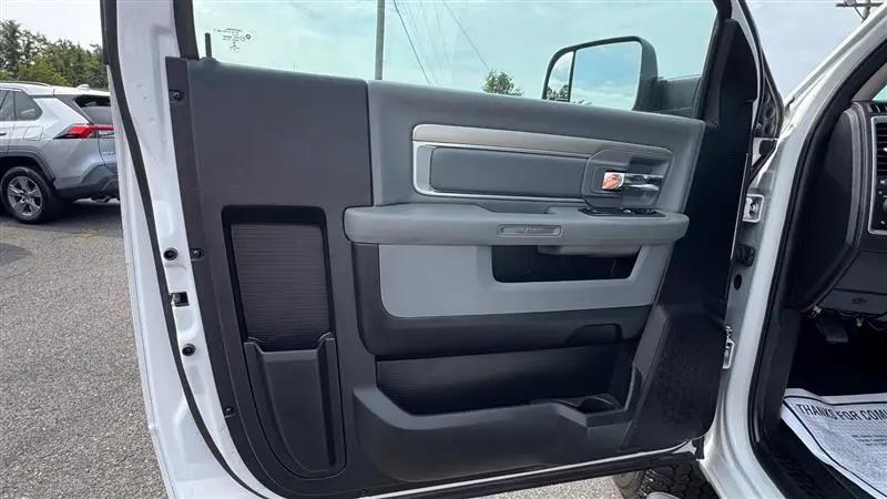 2018 Ram 3500 Tradesman Regular Cab 4x4 8 Box