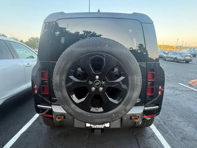 2021 Land Rover Defender 90 X-Dynamic S