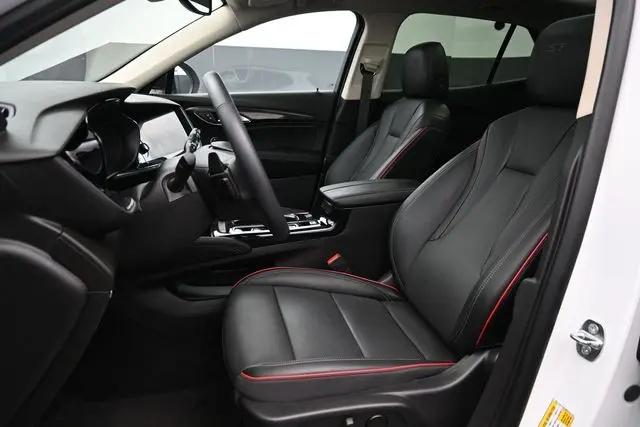 2022 Buick Envision FWD Essence