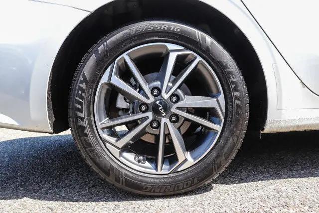 2022 Kia Forte LXS