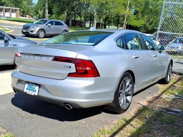 2018 Volvo S90 T5 Momentum