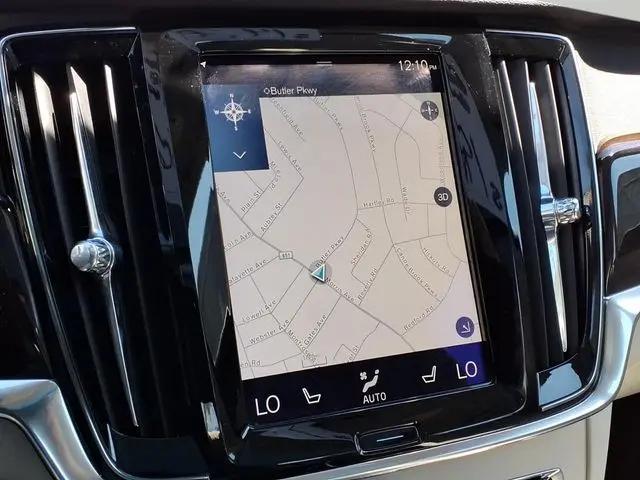 2018 Volvo S90 T5 Momentum