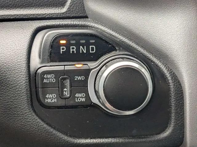 2022 Ram 1500 Big Horn Crew Cab 4x4 57 Box