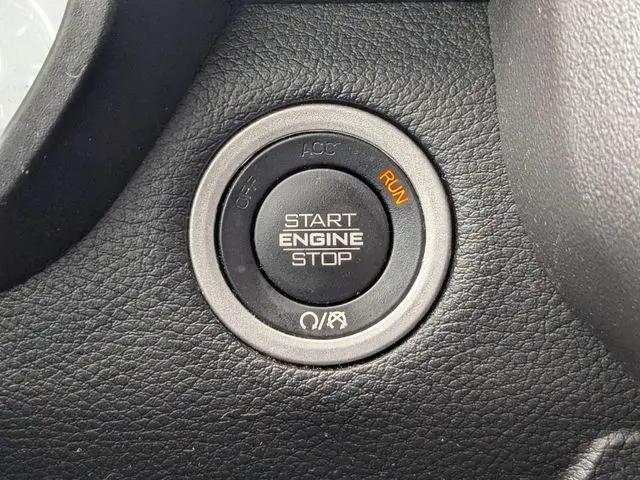2022 Ram 1500 Big Horn Crew Cab 4x4 57 Box